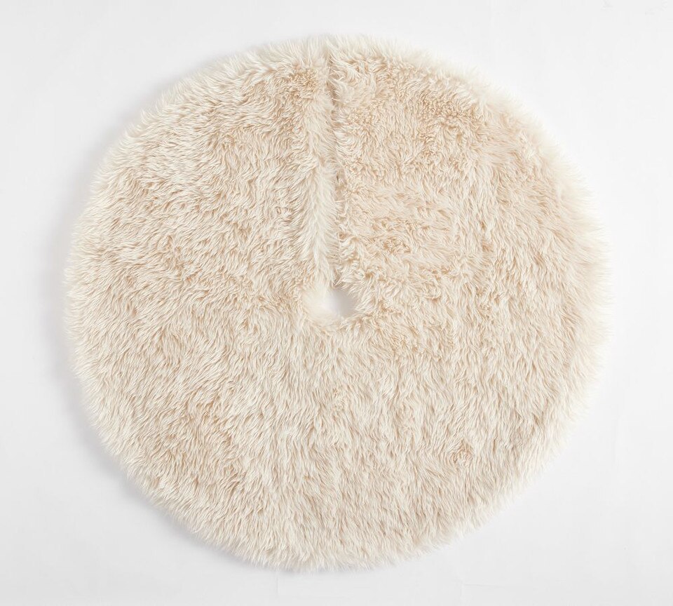 Luxe Faux Fur Tree Skirt